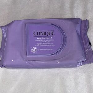 Clinique Take the Day Off Makeup Remover Wipes